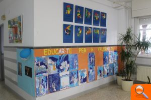 El plurilingüismo se convierte en arte gracias a los alumnos del CEIP Penyagolosa - (foto 4)
